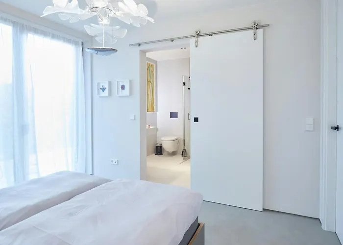 Casa de Férias Idyllic Vineyard Retreat Near