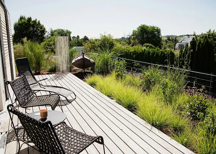 別荘 Idyllic Vineyard Retreat Near